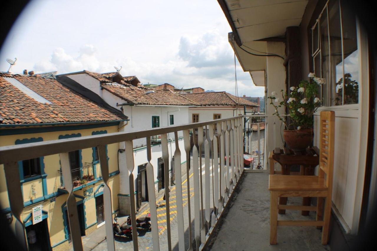 La Casa Cuencana Acomodação com café da manhã Exterior foto